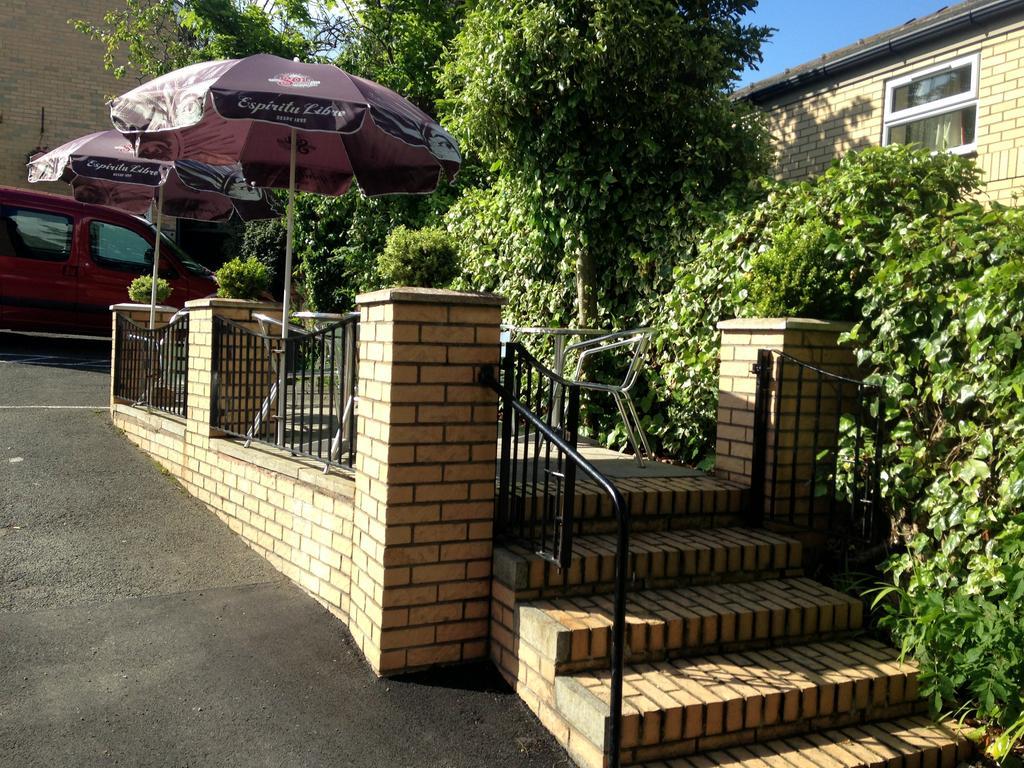 The Scarborough Travel And Holiday Lodge Exterior photo